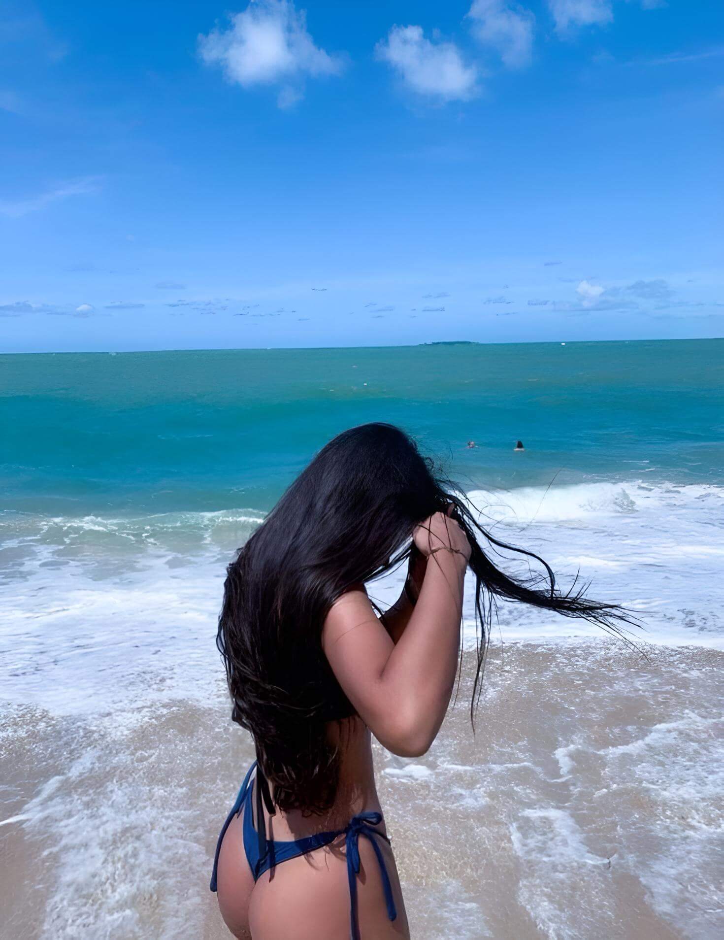 Alejandra-Aruba-Heaven-Escort-Model